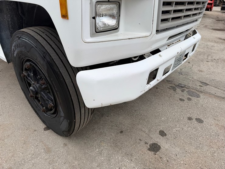 ford-f700-image-17