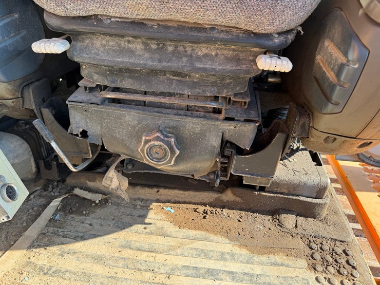 hitachi-ex750-5-image-26