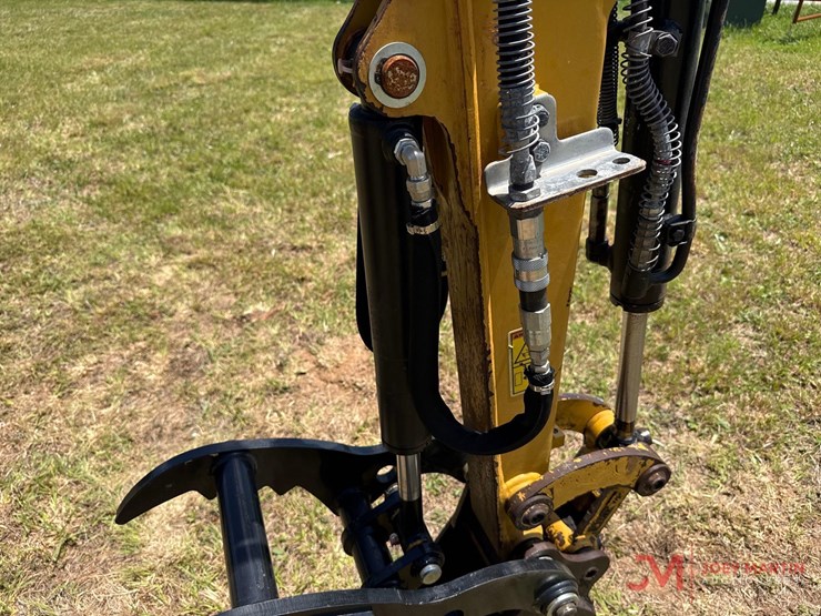 2024-caterpillar-301.7-image-15