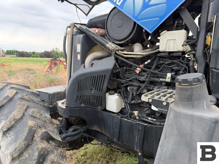 2007-new-holland-tg305-image-39