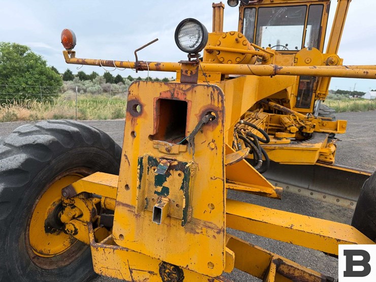 champion-d-600b-motor-grader-image-11
