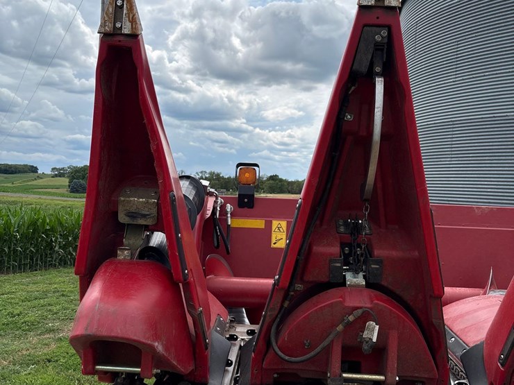 2022-case-ih-4412-image-19