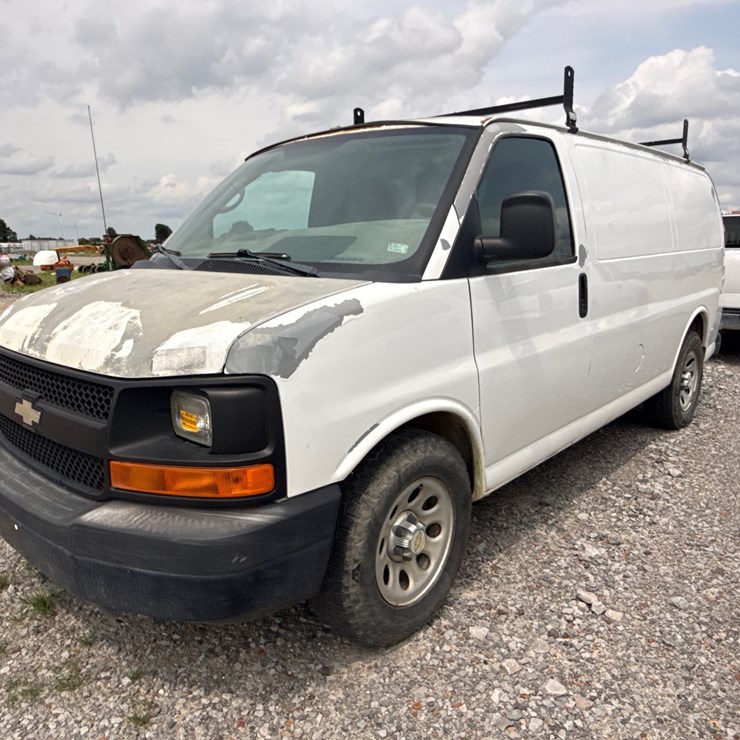 2012 CARGO EXPRESS