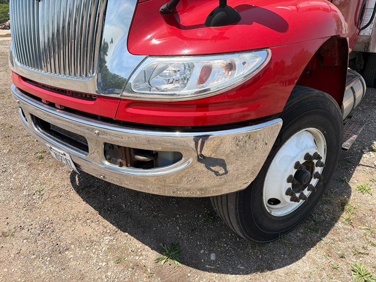 #1533-•-2014-international-navistar-4400sba-6x4-image-9