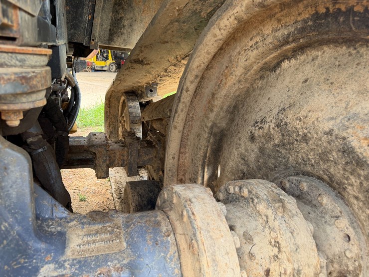 2000-caterpillar-ch55-image-24