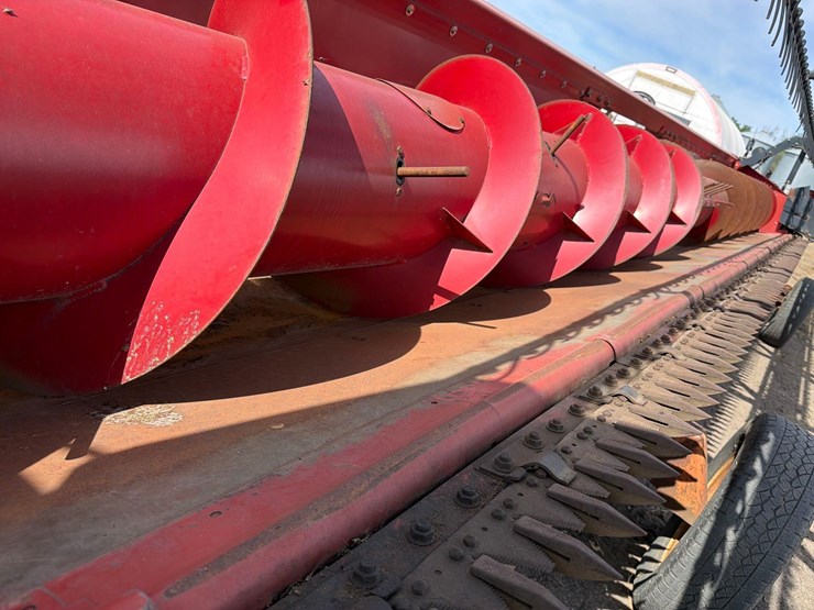 case-ih-1020-image-30