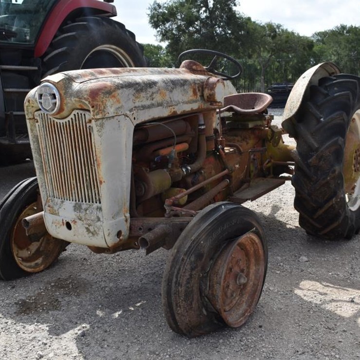 FORD TRACTOR