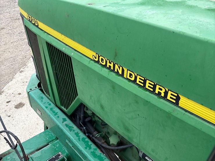 1998-john-deere-4700-image-37