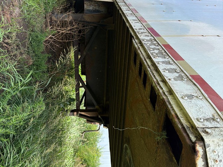 wabash-28ft-semi-van/spray-trailer-image-19