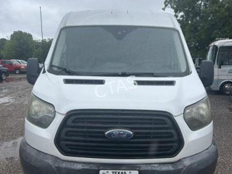 2017-ford-transit-image-2