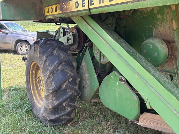 john-deere-4400-image-36
