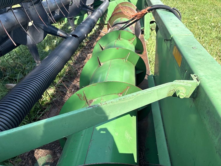 john-deere-215-image-15