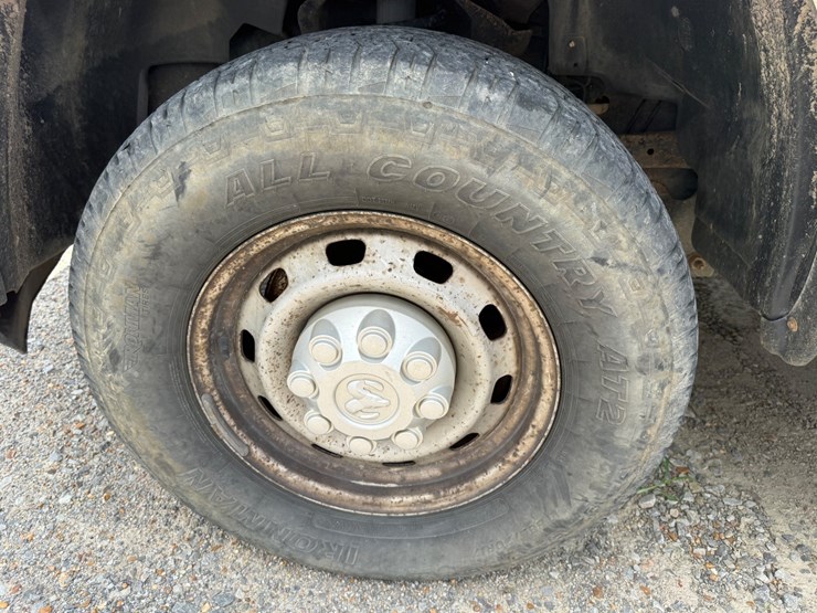 2012-dodge-ram-2500-image-28