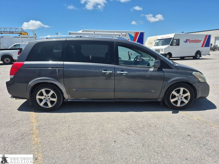 2007-nissan-quest-image-4
