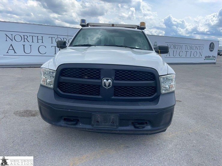 2014-dodge-1500-image-2