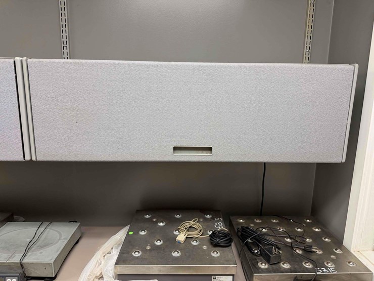 (4)-steelcase-overhead-storage-bin-image-3
