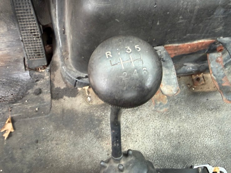 ford-f700-image-42
