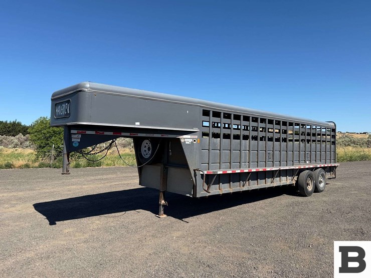 2015-c&b-quality-mavgnst24-14k-str-stock-trailer-image-1