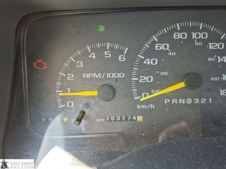 1997-chevrolet-tahoe-image-15