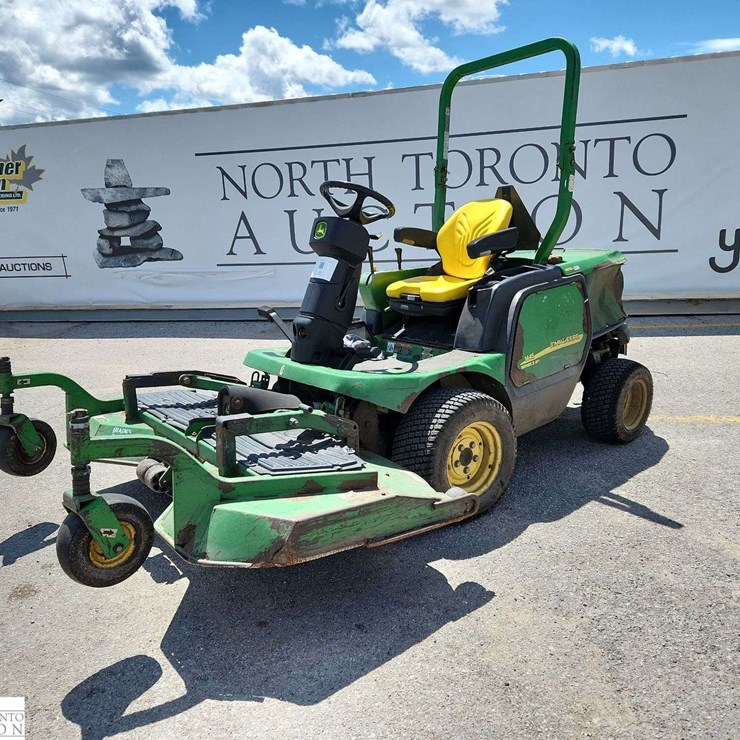 2010 JOHN DEERE 1445