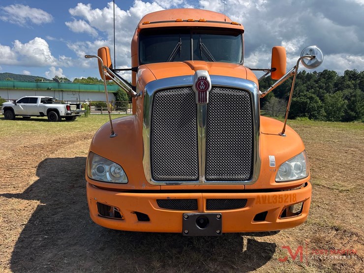 2013-kenworth-t660-image-7
