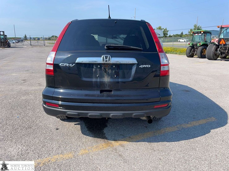 2011-honda-crv-image-6