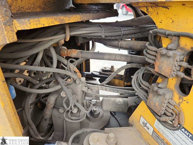 deere-644k-image-21