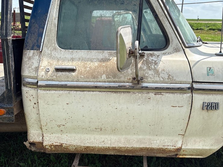 1976-ford-f250-image-21
