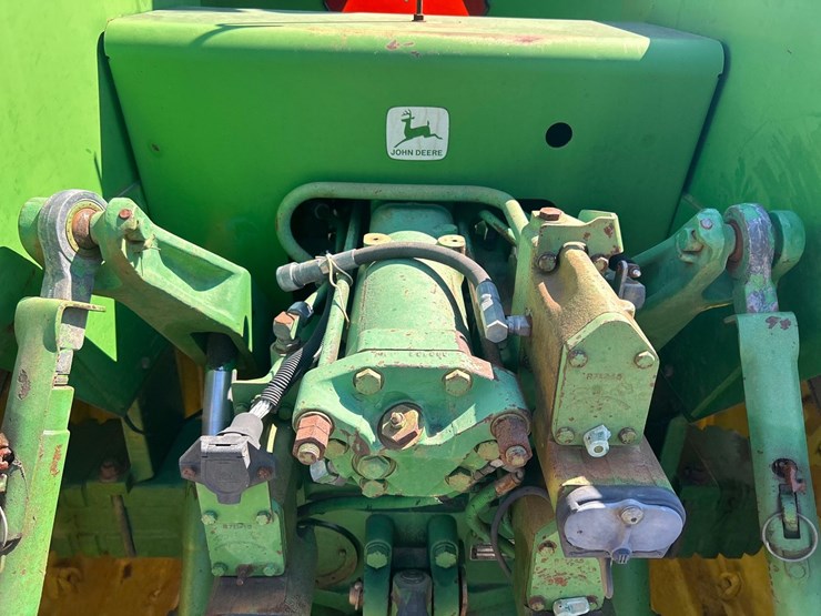 john-deere-8450-image-50