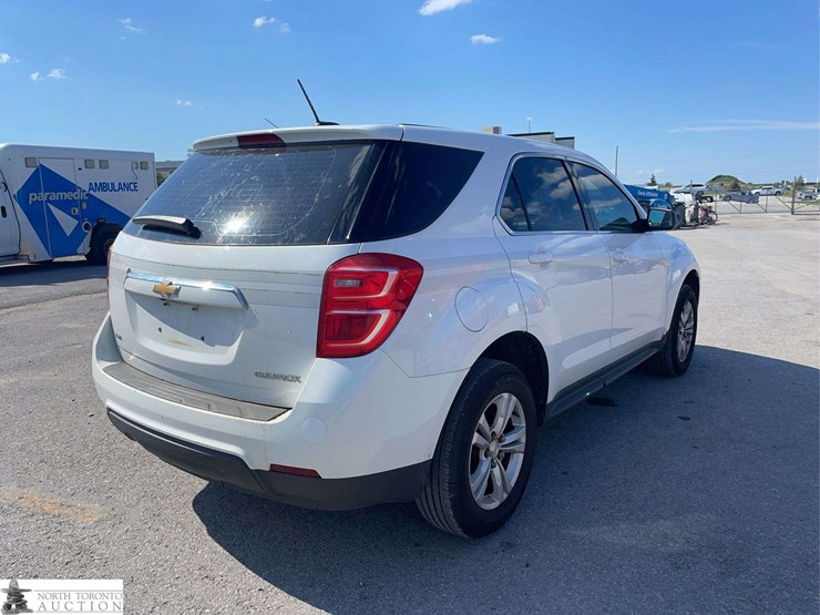 2016-chevrolet-equinox-image-5