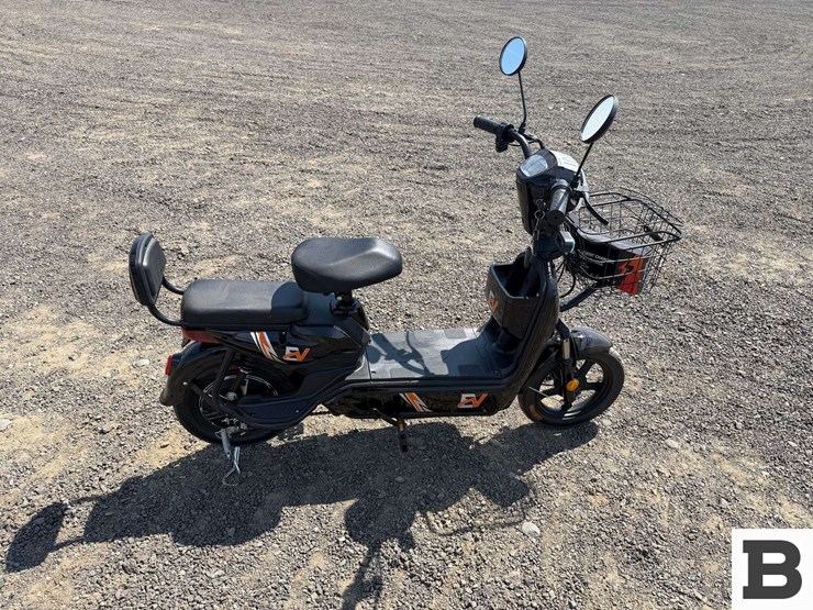 2026-sdlanch-two-wheeled-electric-vehicle-image-5