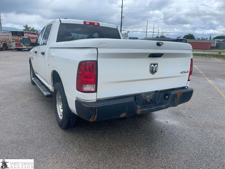 2016-dodge-1500-image-7