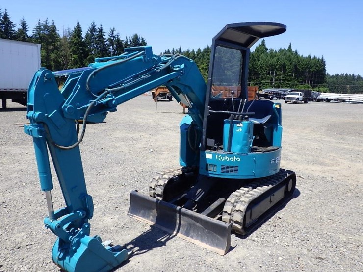 kubota-r-20p-hydraulic-excavator-image-1