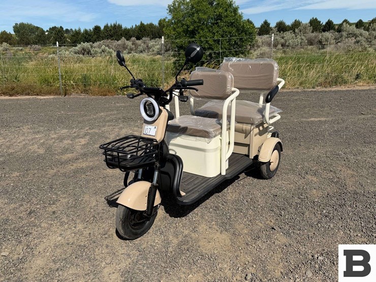 2026-sdlanch-irgc40-mini-golf-cart-image-2