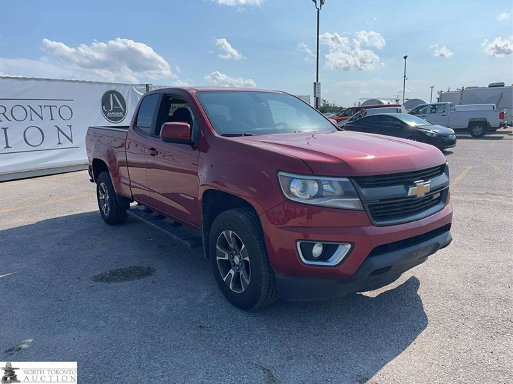 2015-chevrolet-colorado-image-3