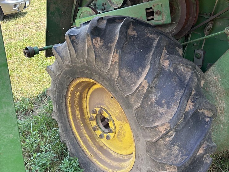john-deere-4400-image-41