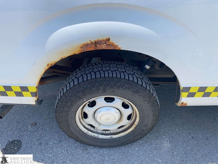 2014-ford-f150-image-23