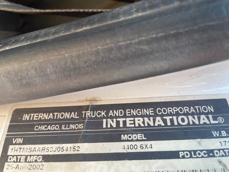 2003-international-durastar-4400-image-31