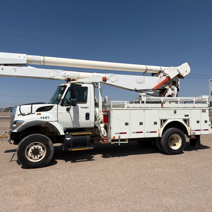 2008 INTERNATIONAL WORKSTAR 7400