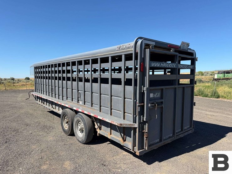 2015-c&b-quality-mavgnst24-14k-str-stock-trailer-image-3