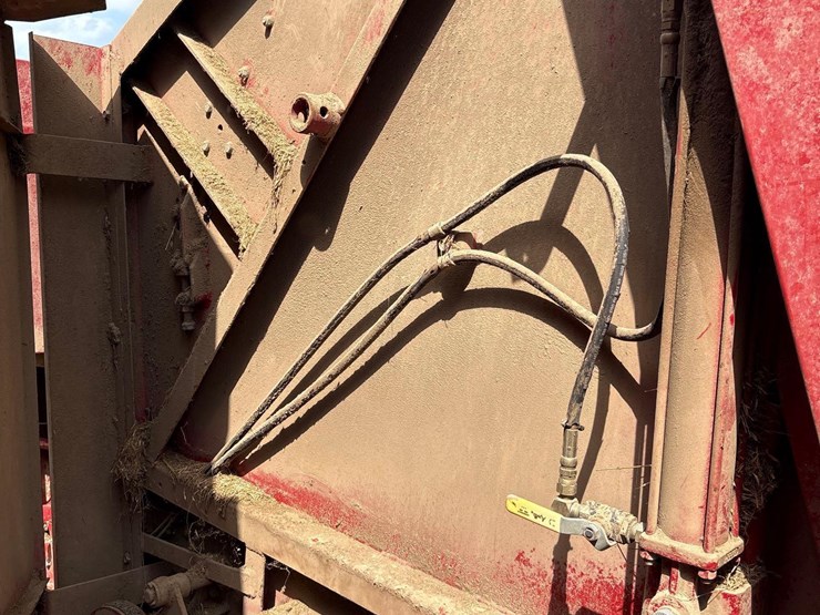 case-ih-8480-image-11