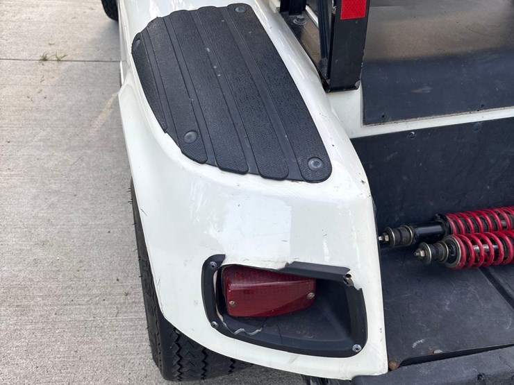 2003-ez-go-gas-golf-cart-image-17