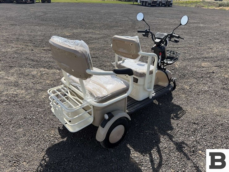 2026-sdlanch-irgc40-mini-golf-cart-image-8