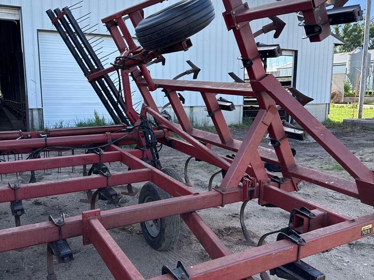 case-ih-4600-image-12