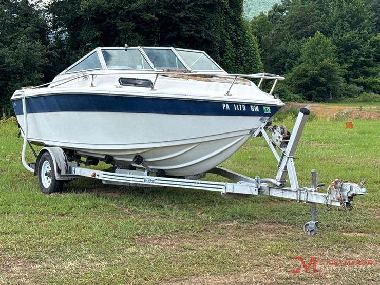 calaic-19'-cuddy-cabin-boat-image-1