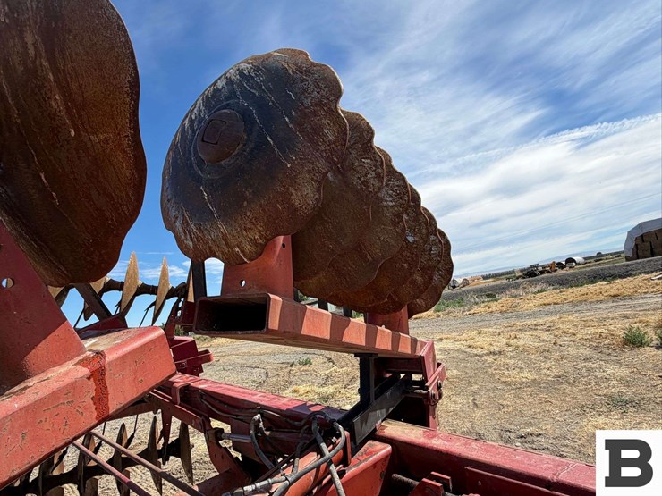 case-ih-770-image-15