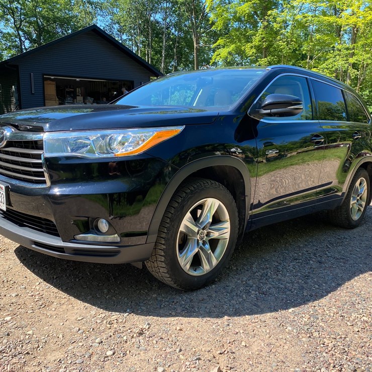 2016 TOYOTA HIGHLANDER