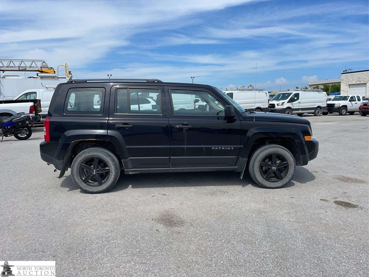 2017-jeep-patriot-image-4