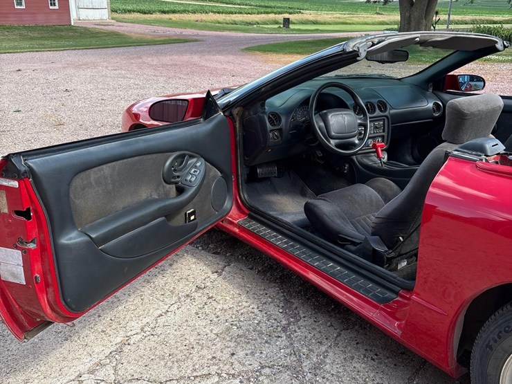 1995-pontiac-firebird-convertible-soft-top-image-35