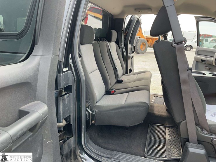 2009-chevrolet-silverado-1500-image-19